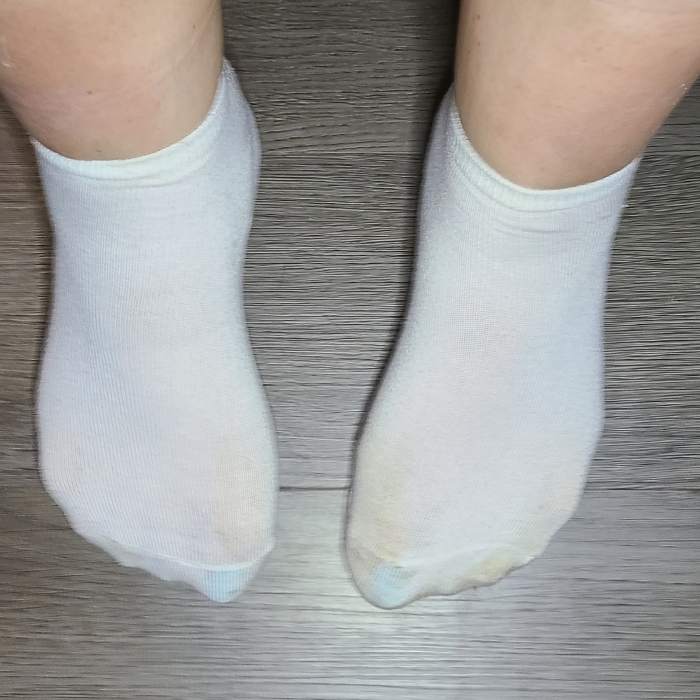 Worm White Ankle Socks
